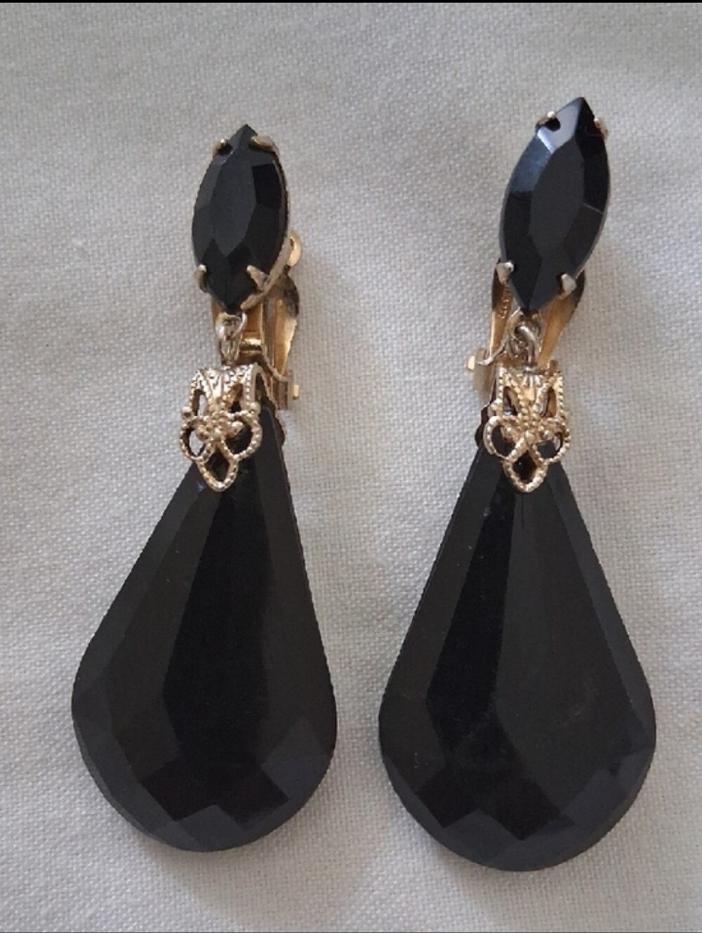 Black Teardrop Crystal Dangle Earrings with Gold Details